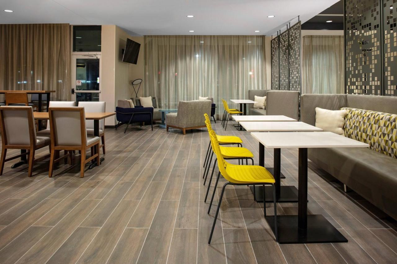 Towneplace Suites By Marriott Orlando Airport エクステリア 写真